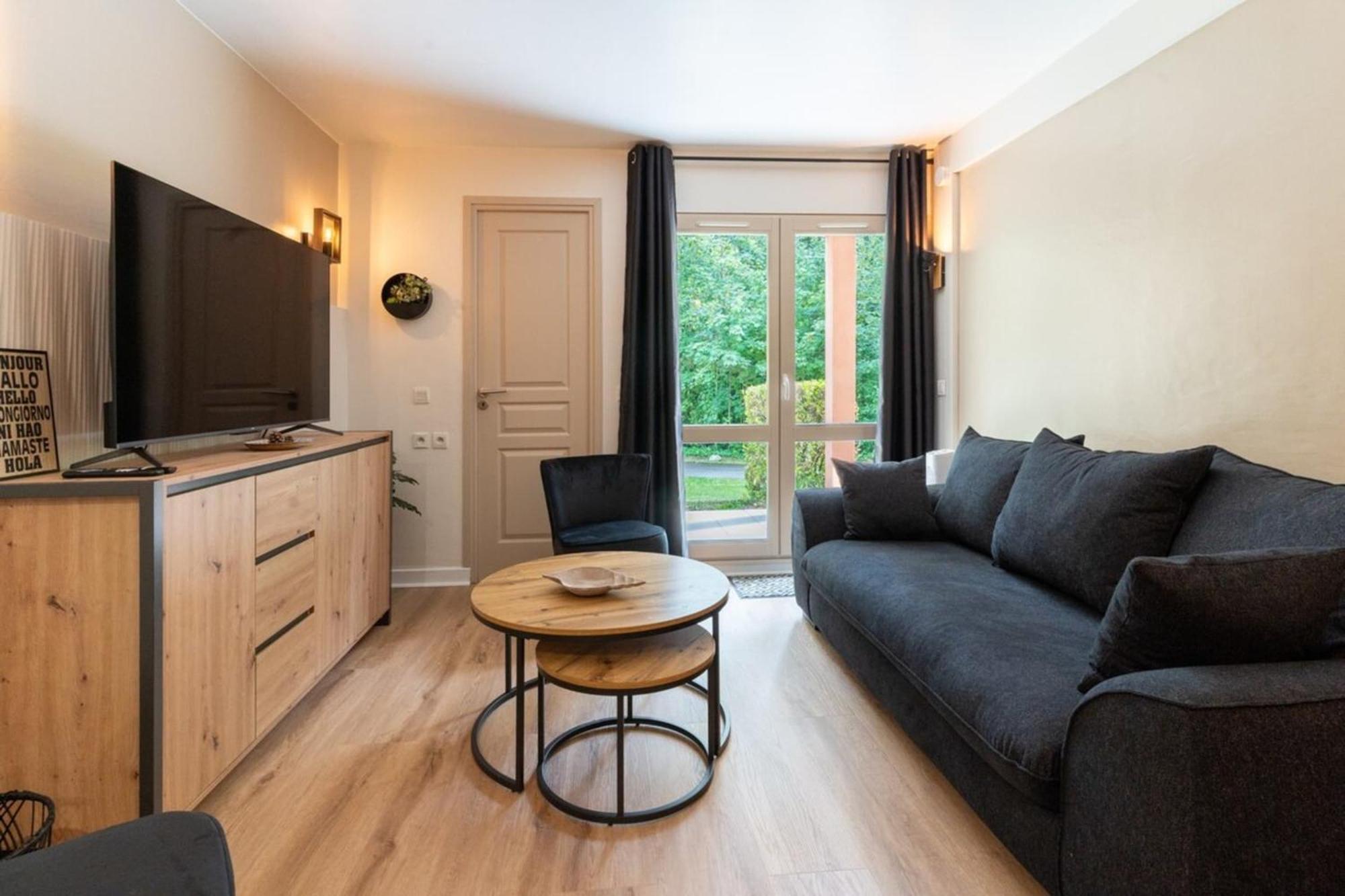 Beautiful Flat With Swimming Pool Tennis Court And Private Car Parking 09 Le Touquet Екстер'єр фото